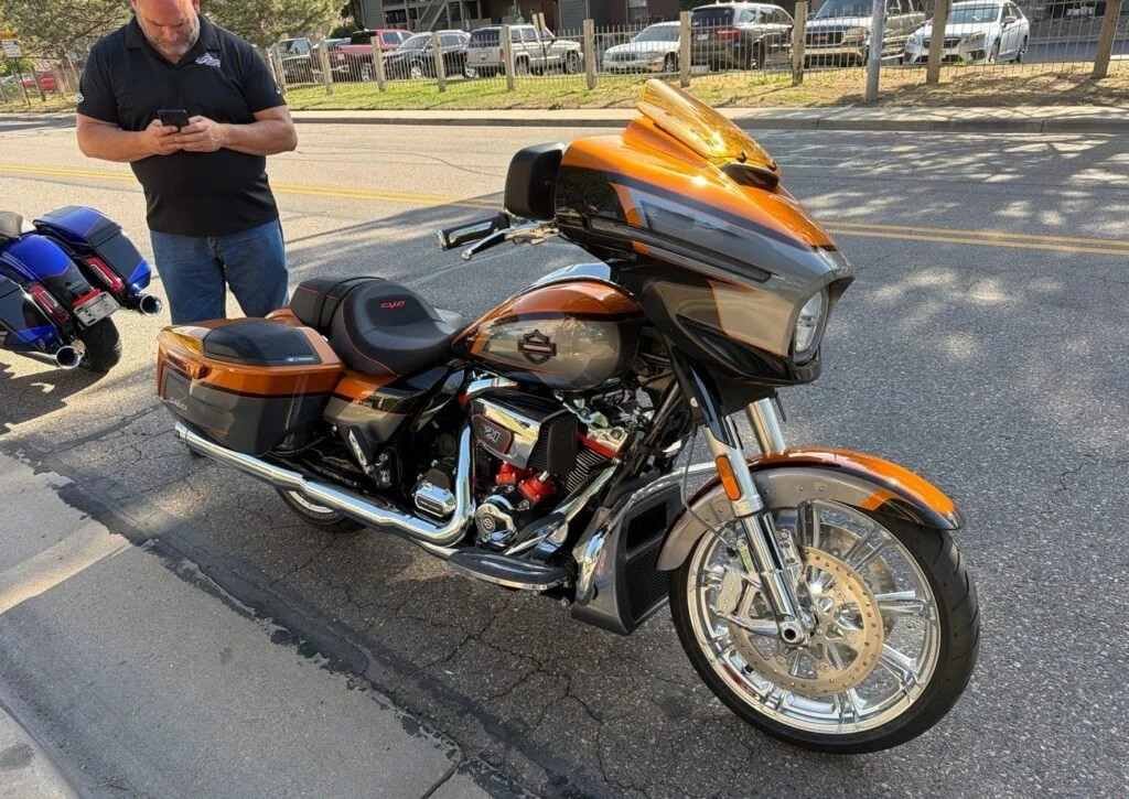 Convenient motorcycle shipping and transport service
